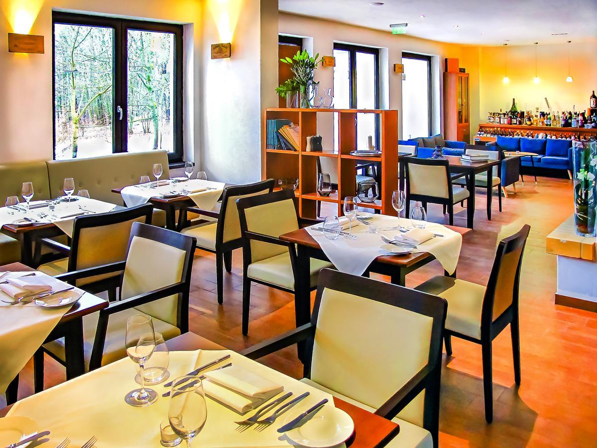 Das Tann Rooms & Wine ทาเลอ ภายนอก รูปภาพ