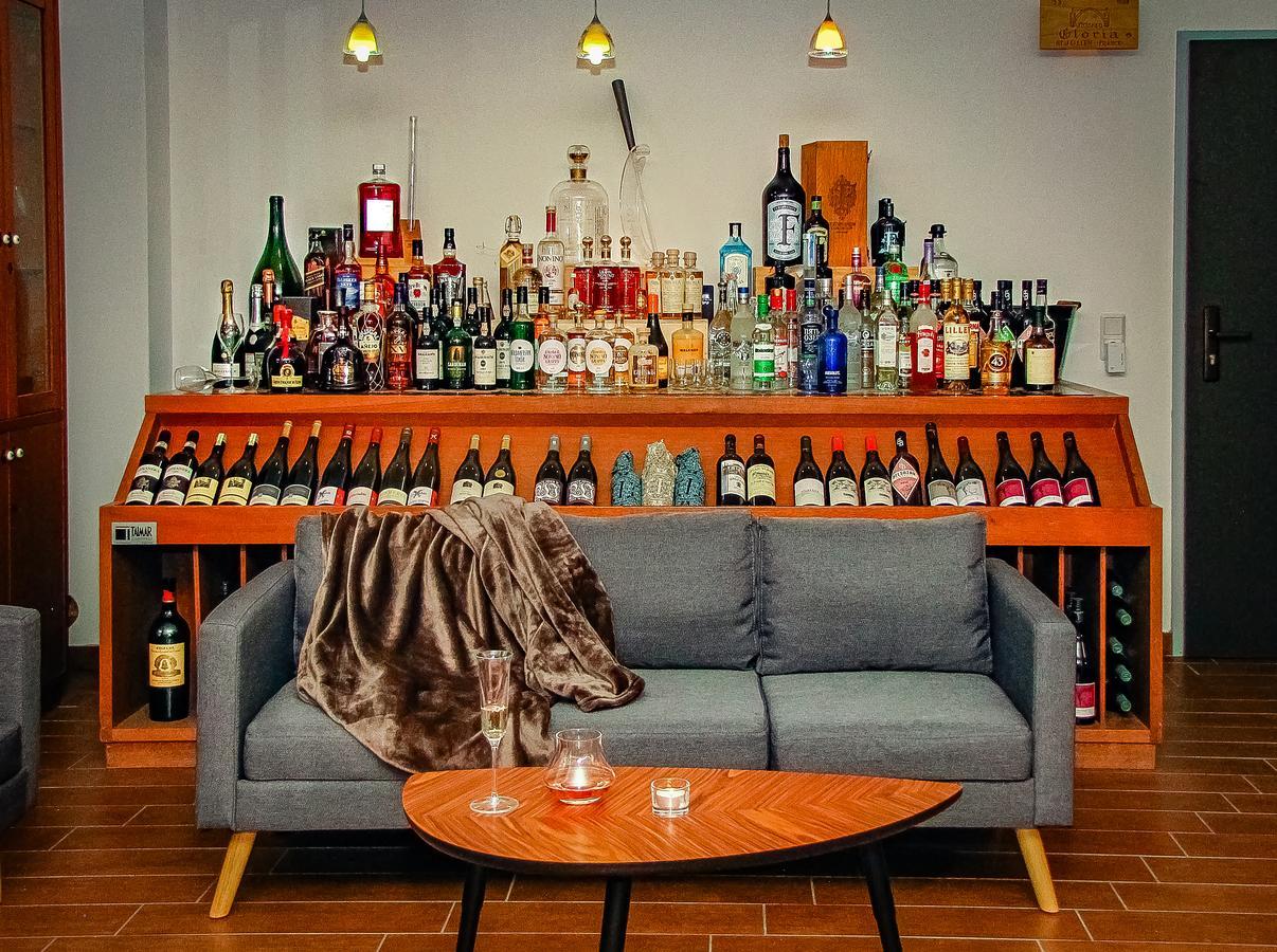 Das Tann Rooms & Wine ทาเลอ ภายนอก รูปภาพ